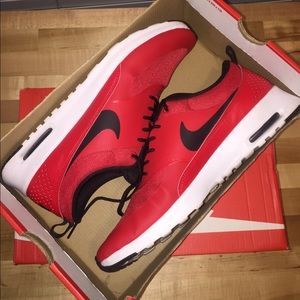 Wmn’s Nike Air Max Thea